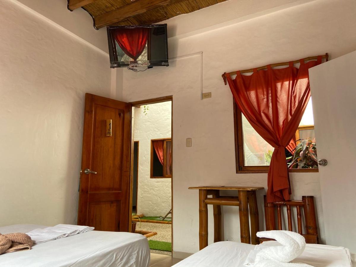 Hotel Karukera Montañita Exteriör bild